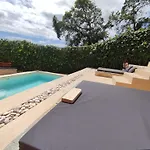 Gkk House Private Swimming Pool Luxury House